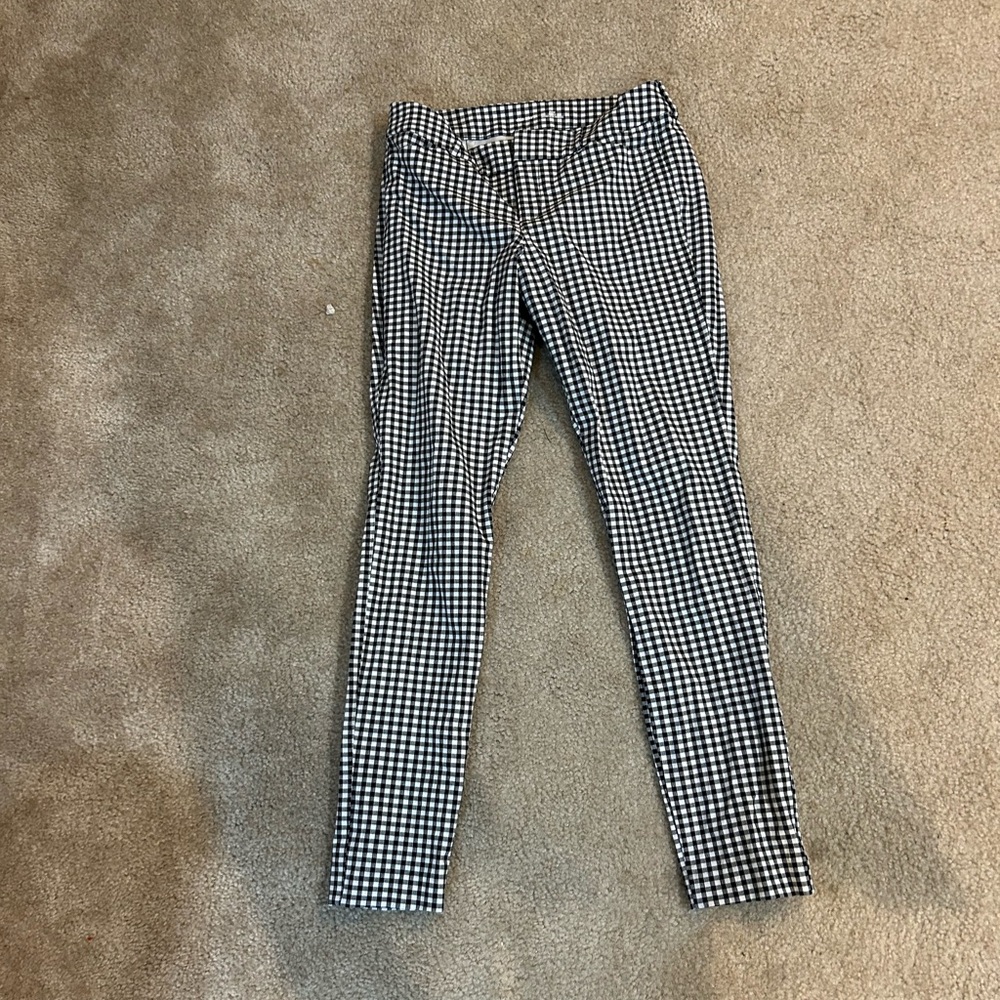 3 pairs of pants - Size 6